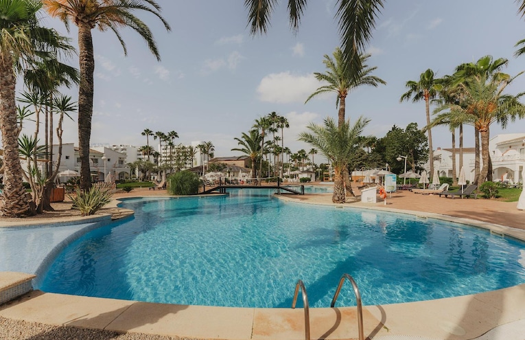 Swimming pools - 1