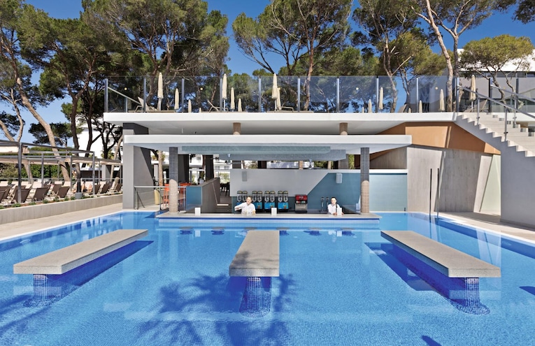 Swimming pools - 1