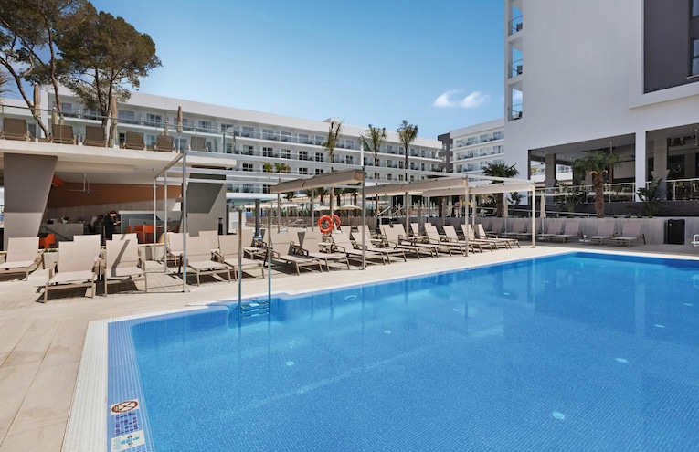 Swimming pools - 4