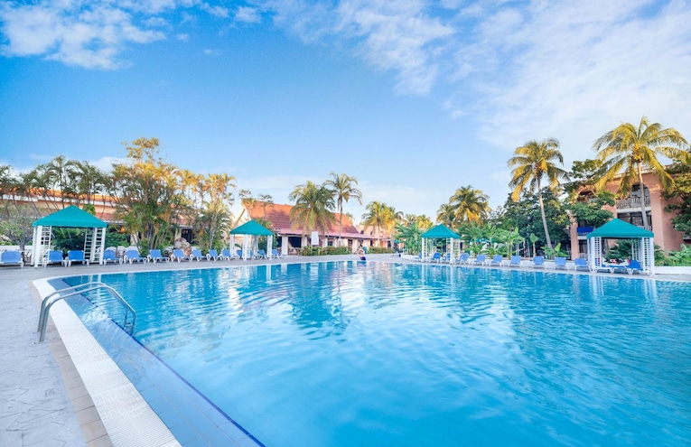 Swimming pools - 3