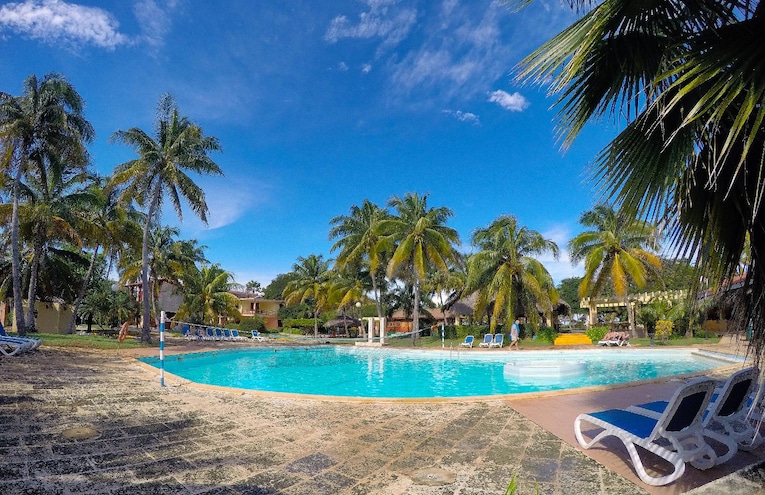 Swimming pools - 4
