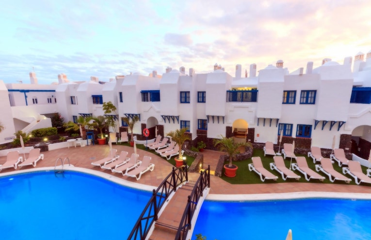 Swimming pools - 2