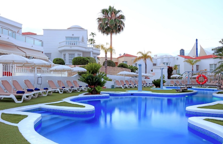 Swimming pools - 7