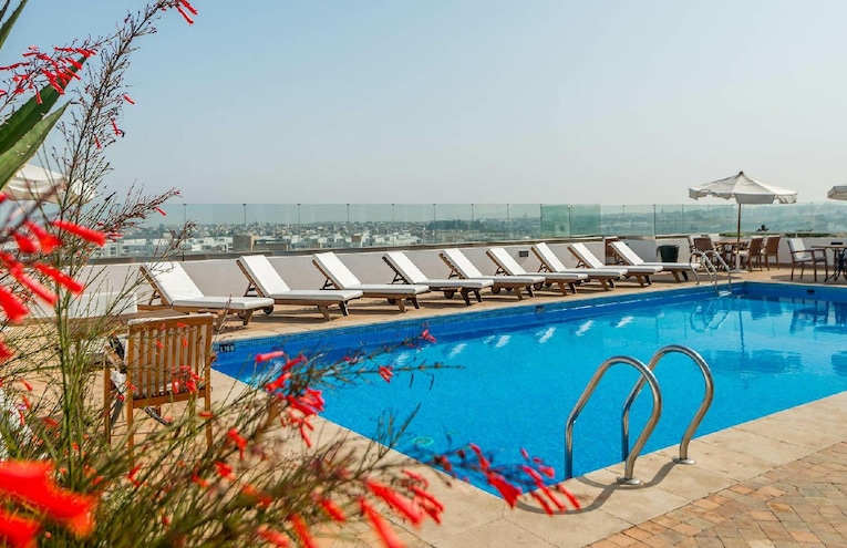 Swimming pools - 1