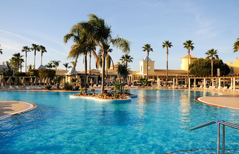 Swimming pools - 3