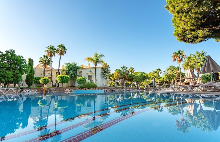 Swimming pools - 1