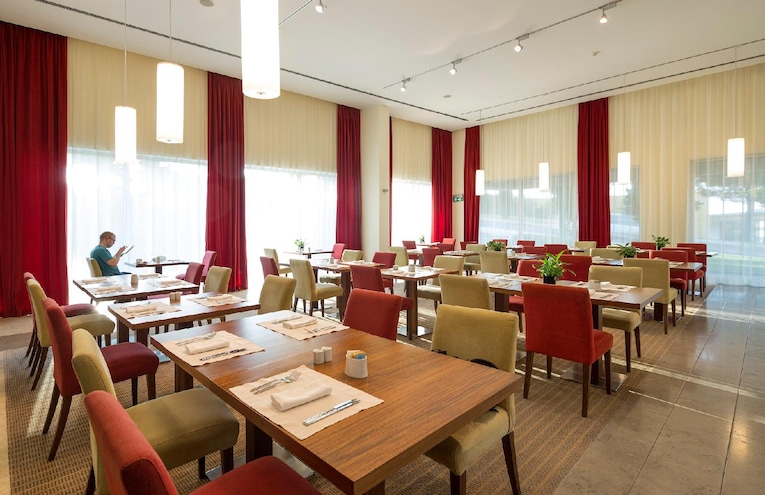 Restaurants - 5