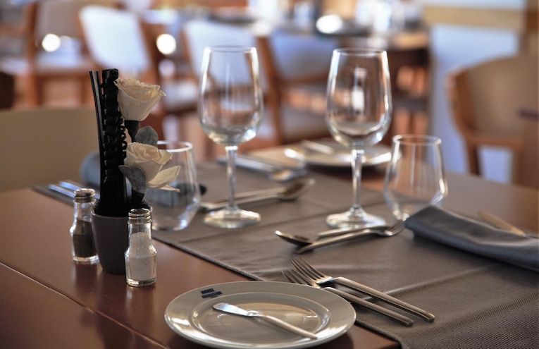 Restaurants - 5