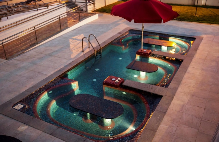 Swimming pools - 1