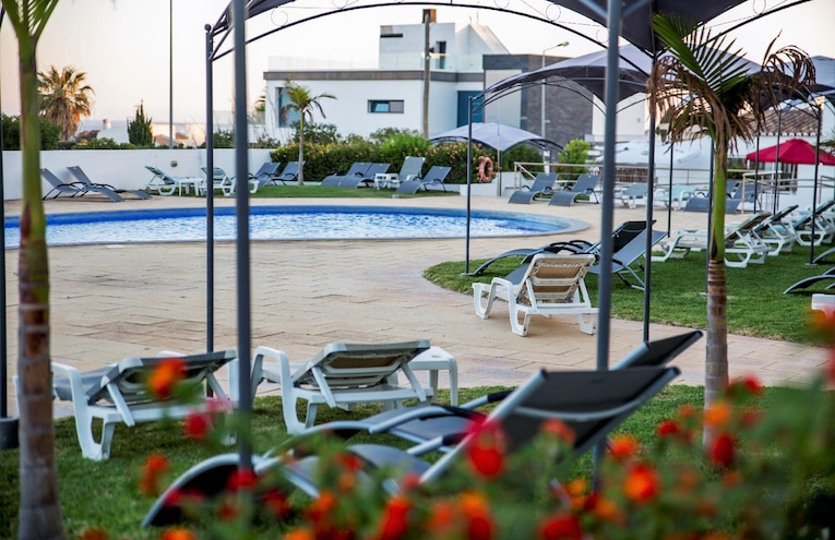 Swimming pools - 9