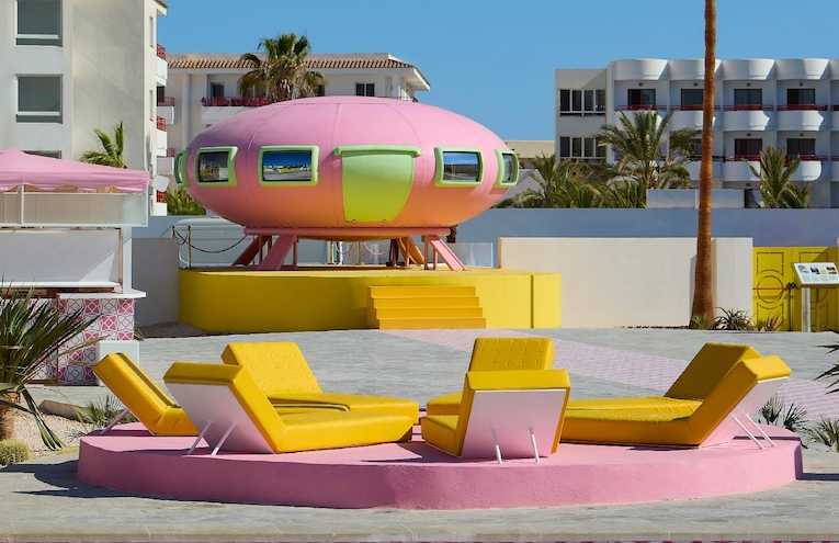 Swimming pools - 4