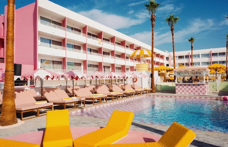 Swimming pools - 10
