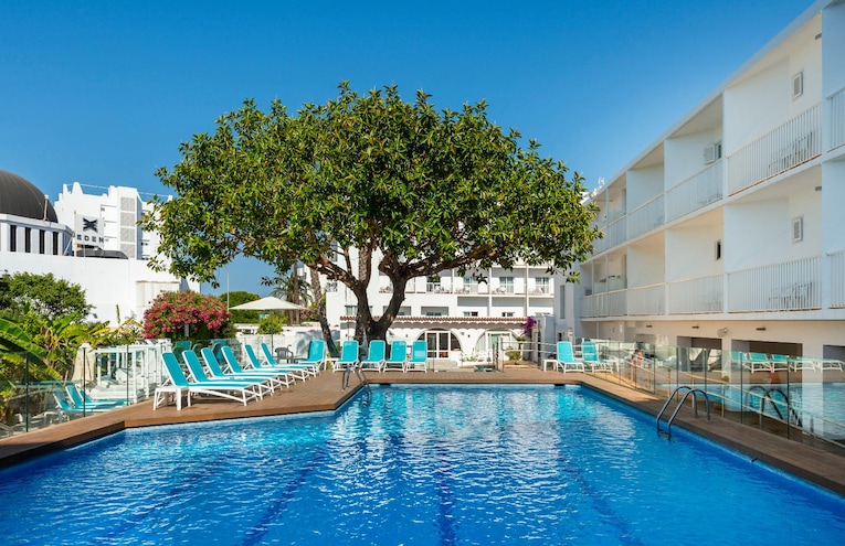 Swimming pools - 3