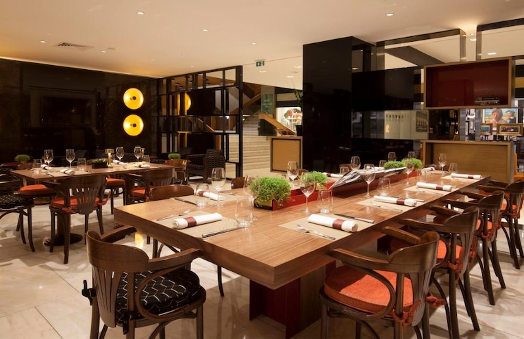 Restaurants - 4