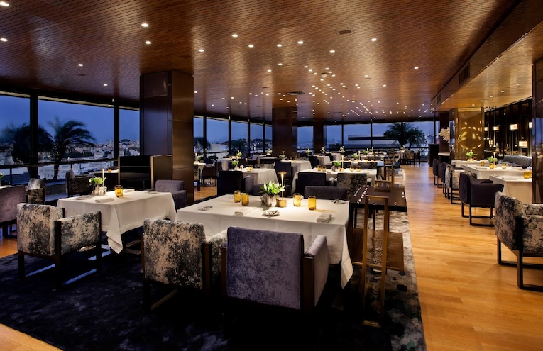 Restaurants - 9
