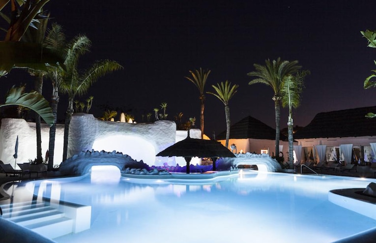 Swimming pools - 4