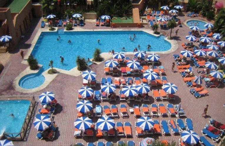 Swimming pools - 5