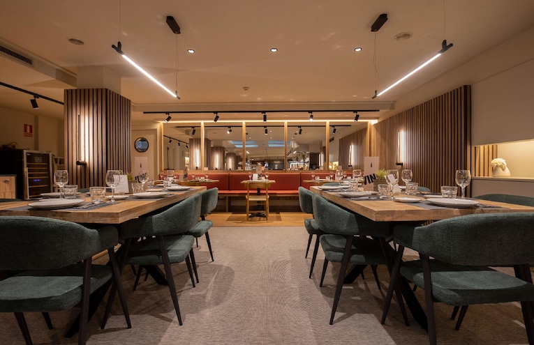 Restaurants - 6