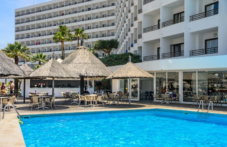 Swimming pools - 3