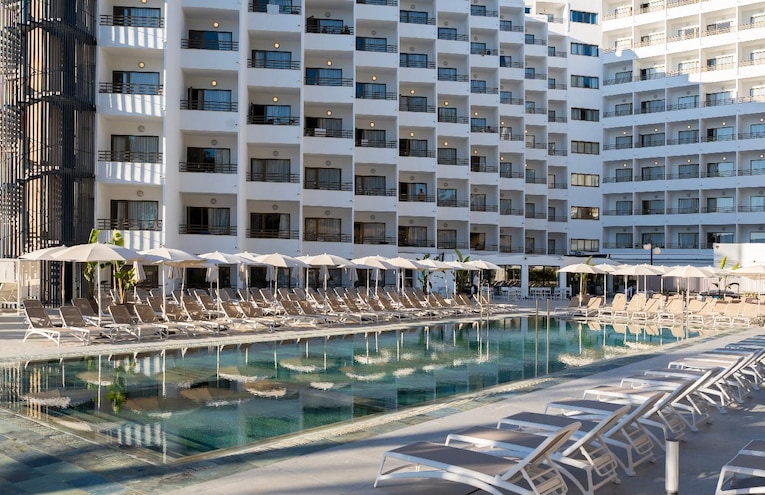 Swimming pools - 1