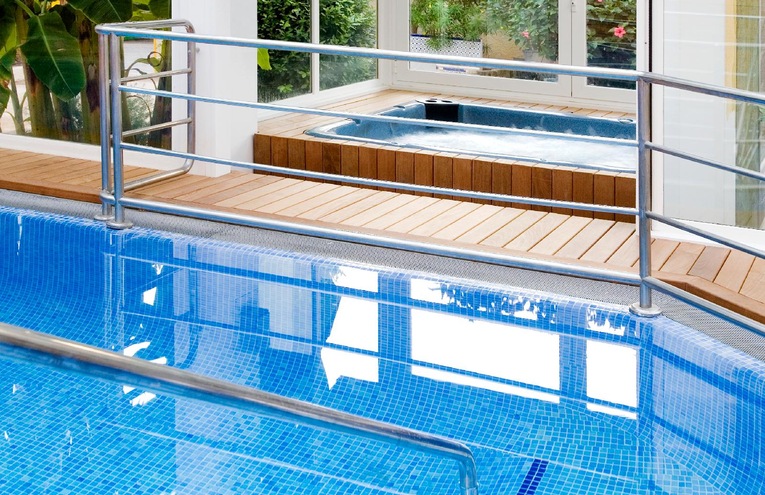Swimming pools - 1