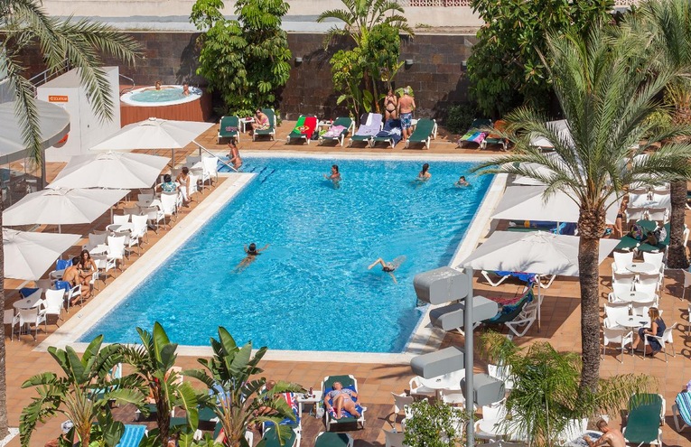 Swimming pools - 4