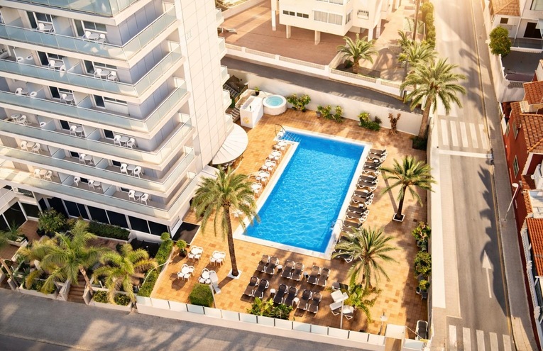 Swimming pools - 1