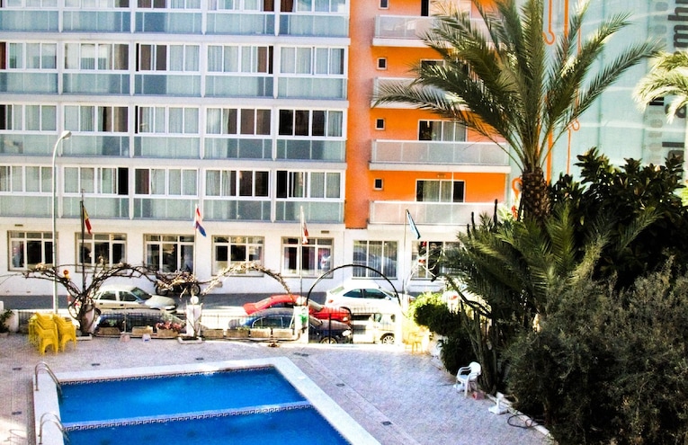 Swimming pools - 2