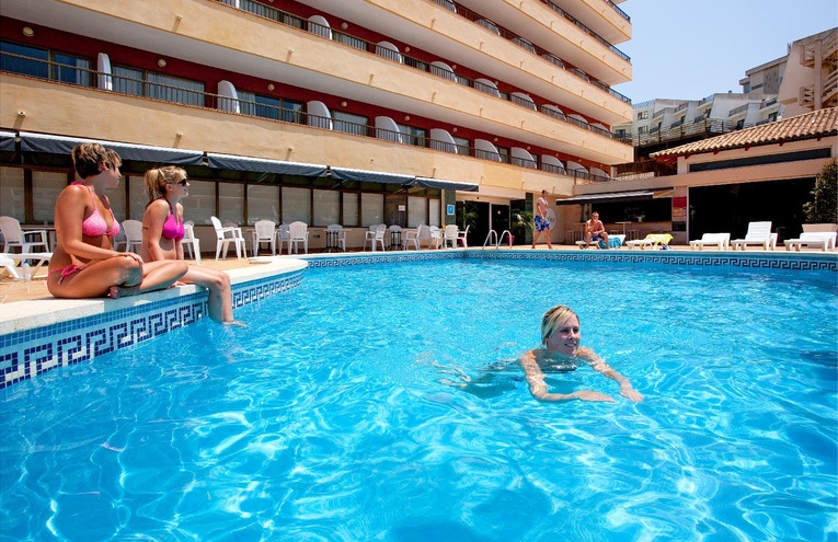 Swimming pools - 1