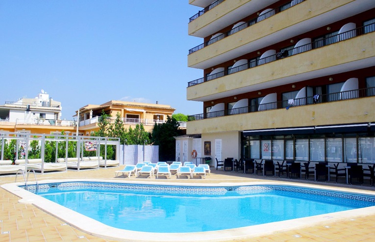 Swimming pools - 3