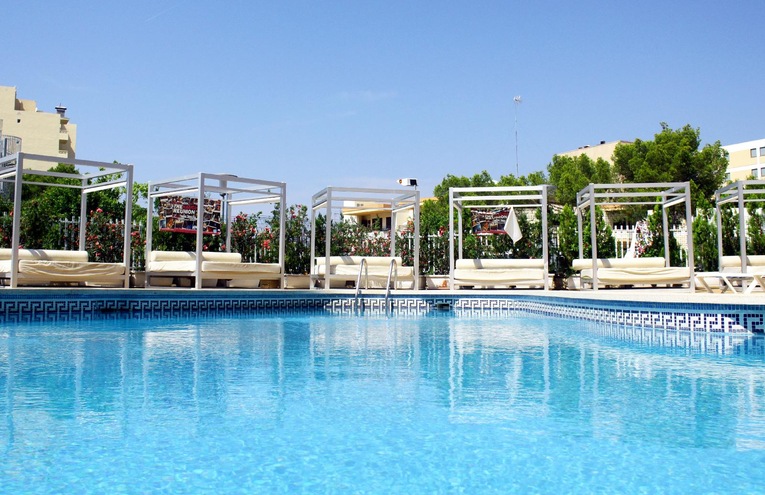 Swimming pools - 4