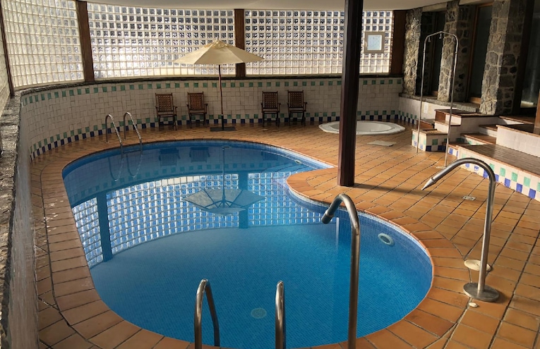 Swimming pools - 1