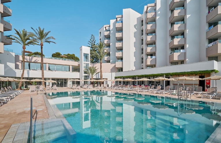 Swimming pools - 1