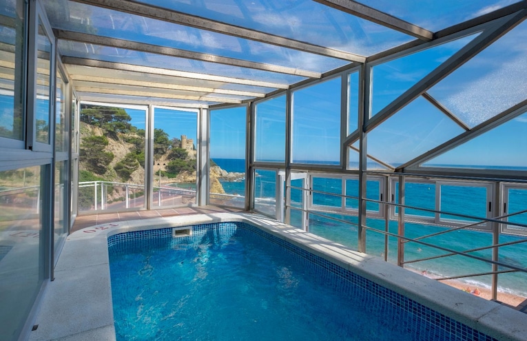 Swimming pools - 1