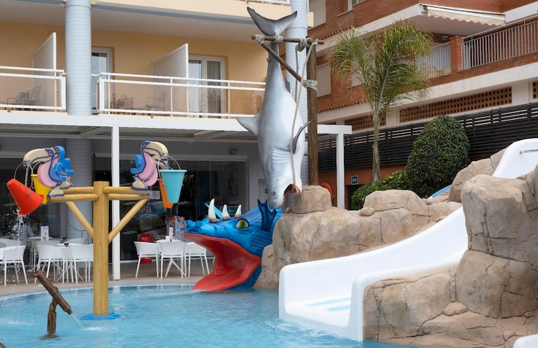 Swimming pools - 4