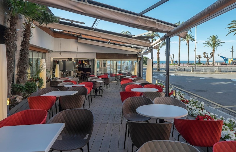 Restaurants - 6