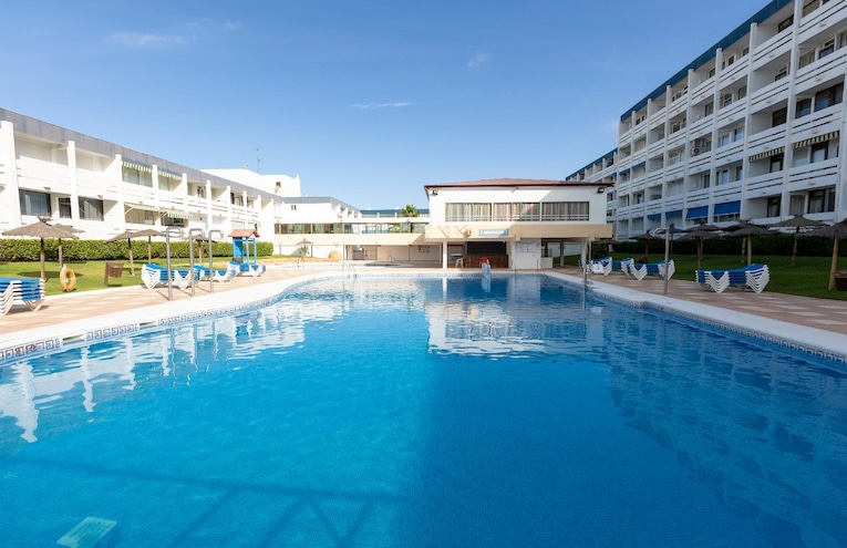 Swimming pools - 3