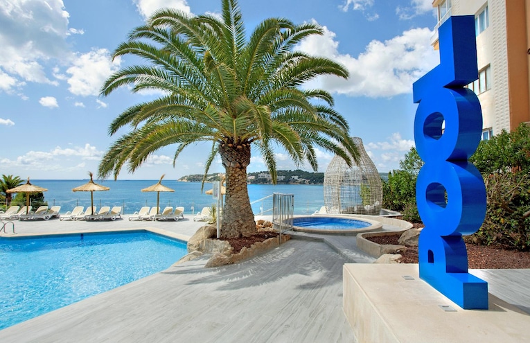 Swimming pools - 4