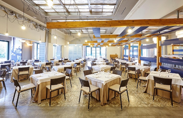 Restaurants - 8