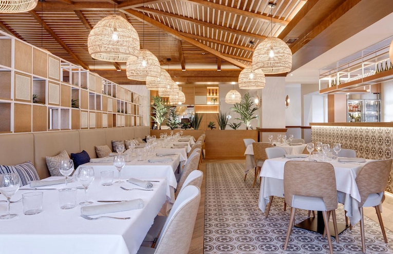Restaurants - 11