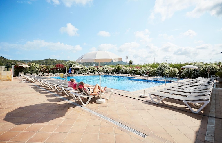 Swimming pools - 1