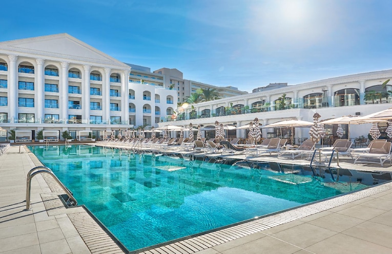 Swimming pools - 1