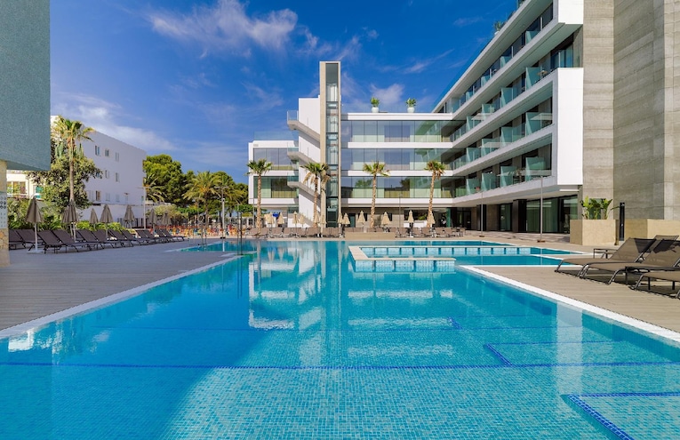 Swimming pools - 2