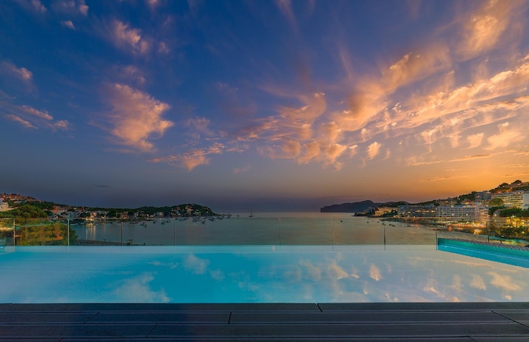 Swimming pools - 4