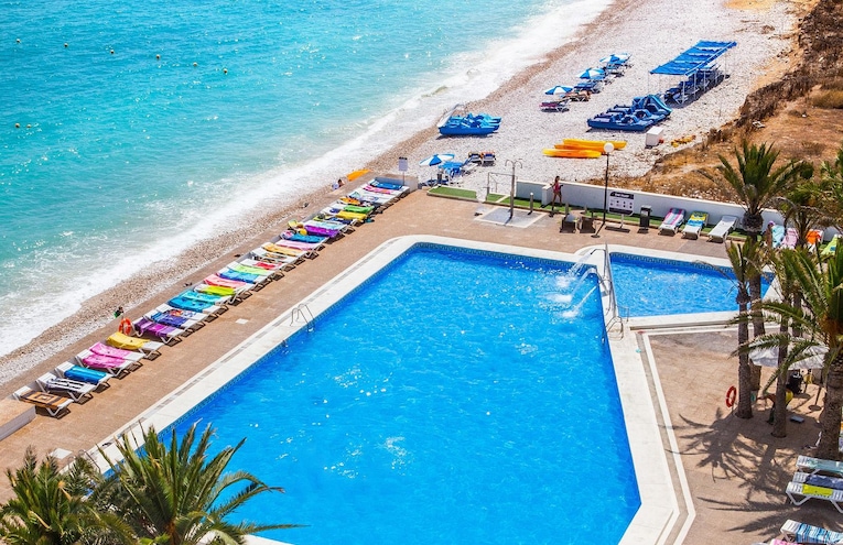Swimming pools - 1