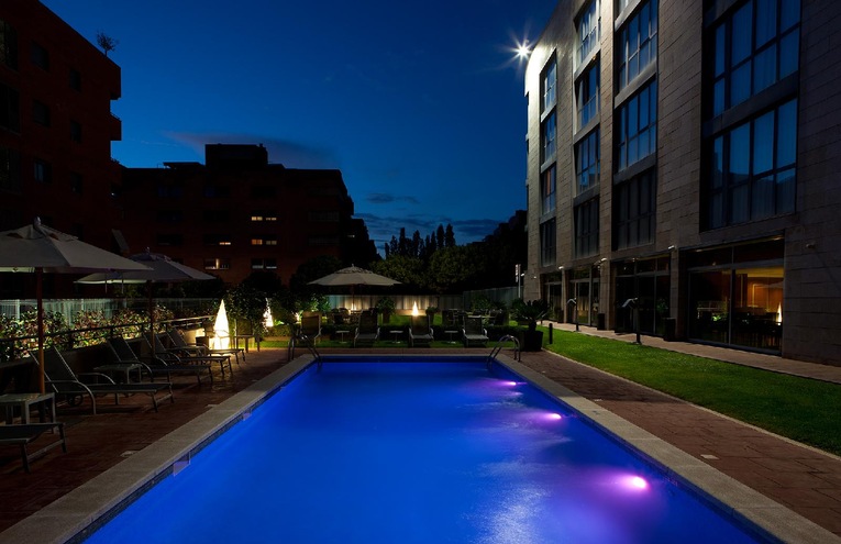 Swimming pools - 1