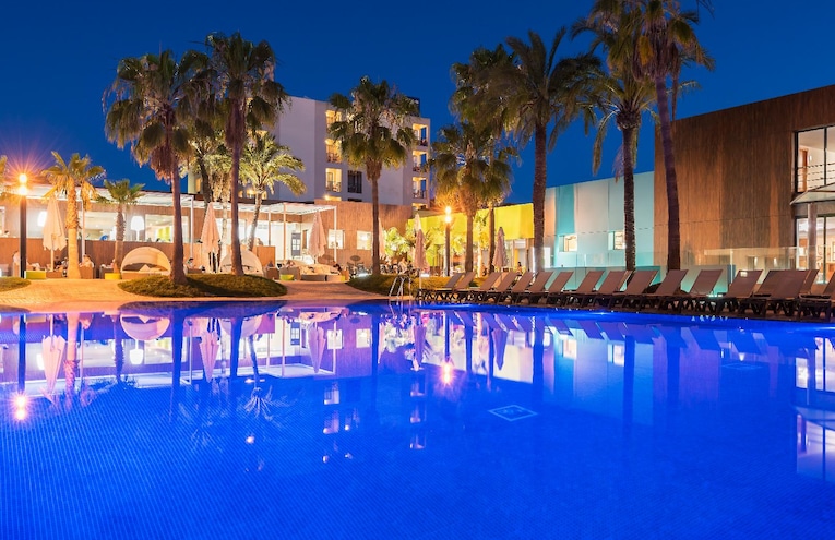 Swimming pools - 2