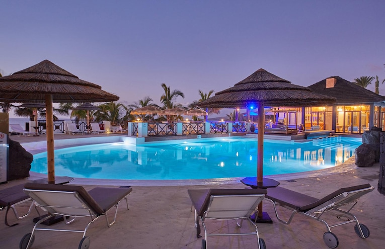 Swimming pools - 10