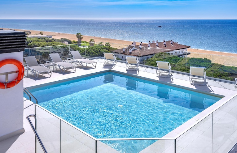 Swimming pools - 1