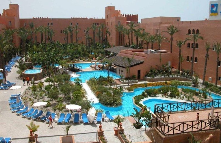 Swimming pools - 1